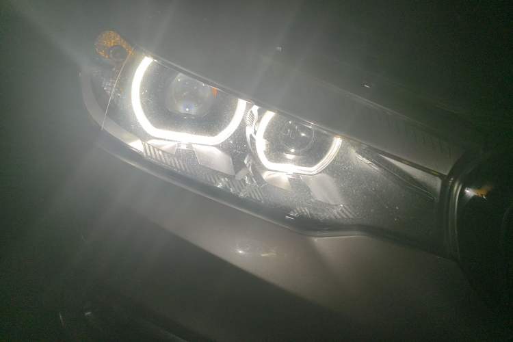 Used BMW 5 Series 2019 525Li Luxury Package Right Front Headlight