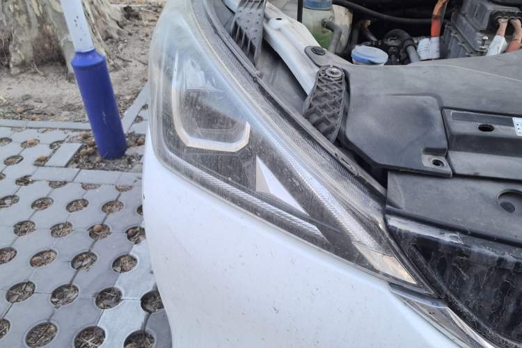 Used AION Trumpchi GE3 2017 310 Smart Edition Right Front Headlight