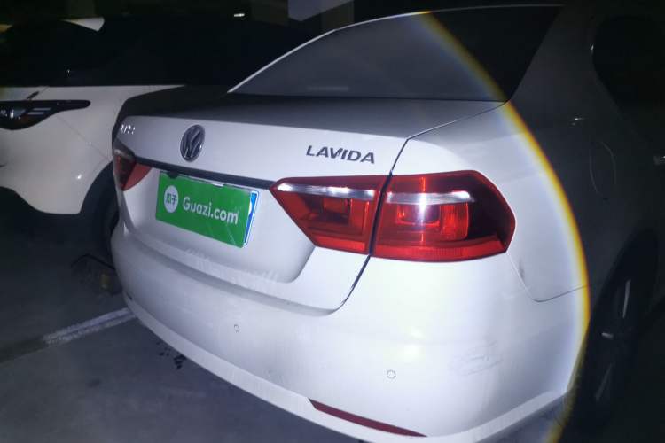 Used Volkswagen Lavida 2013 Restyled Classic 1.6L Automatic Comfort Edition
