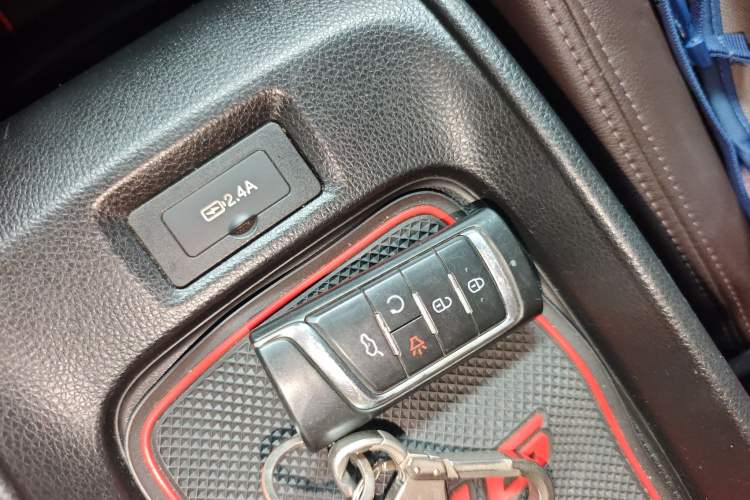 Used GAC Trumpchi M6 2019 270T DCT Luxury Edition (7-seater) China VI
