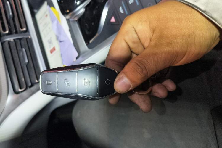 Used BYD Song Pro New Energy 2022 DM-i 110km Flagship Model Vehicle Key