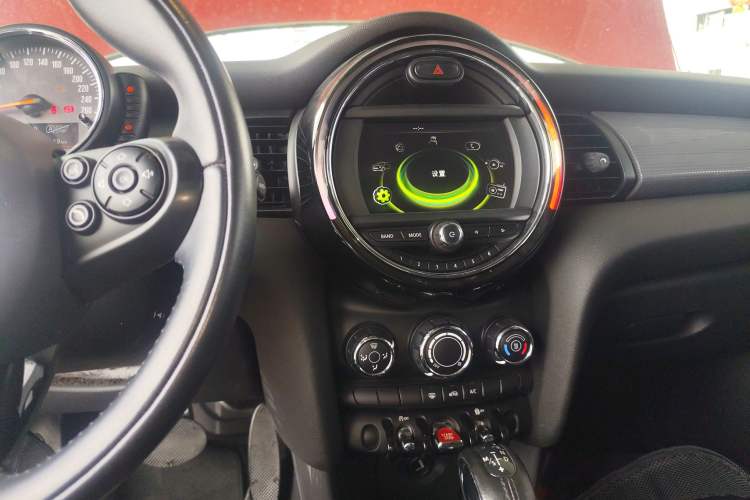 Used MINI 2014 1.5T COOPER Fun
