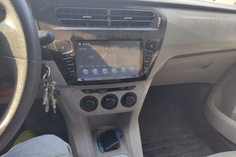 Used Citroen Elysee 2014 1.6L Manual Comfort Model
