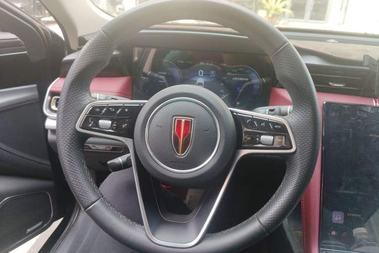 Used Hongqi H5 2024 2.0T Automatic Smart Connect Flagship Edition Steering Wheel