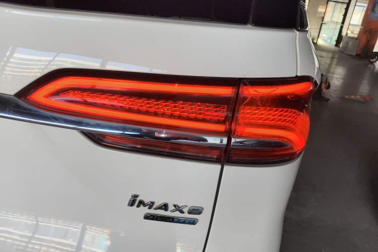Used Roewe iMAX8 2021 400TGI Supreme Series Prestige Edition
