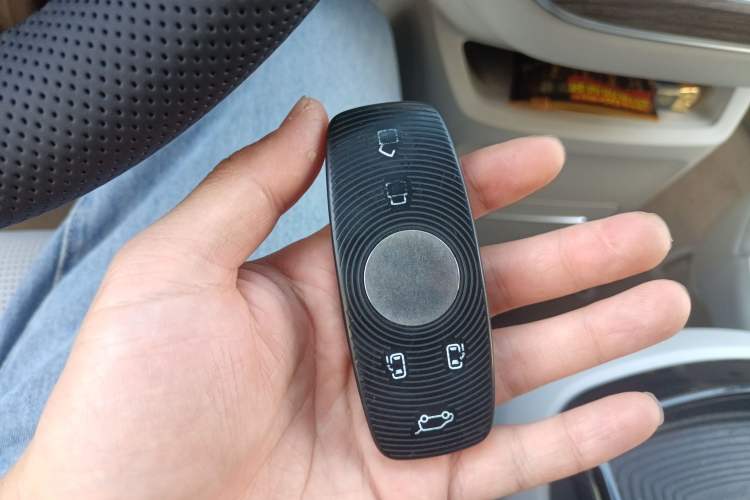 Used Roewe iMAX8 New Energy 2022 Golden Edition