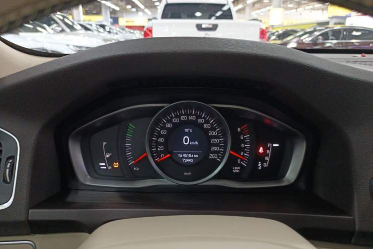 Used Volvo S60 2015 S60L 2.0T Zhiyuan Edition