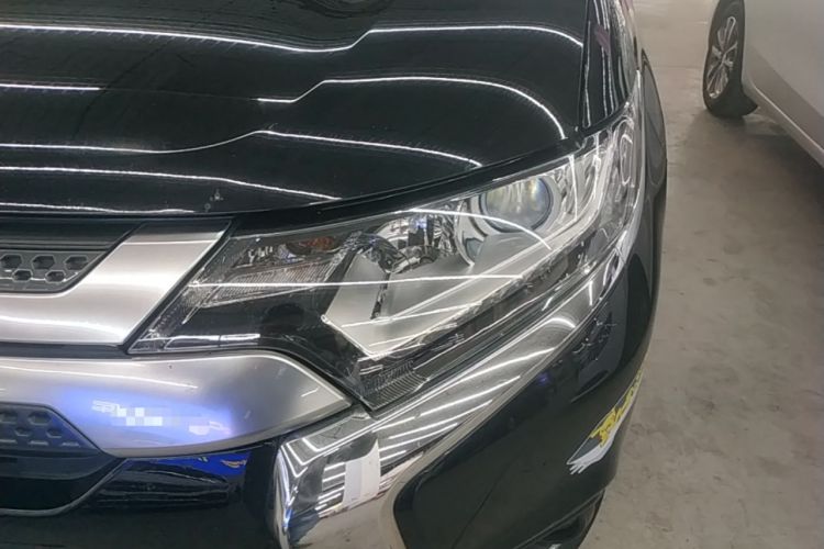 Used Mitsubishi Outlander 2019 2.0L Two-Wheel Drive Comfort Edition 5 Seats China V Standard Left Front Headlight