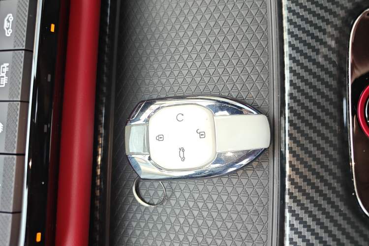 Used GAC Trumpchi EMPOW 2021 270T DCT J15 Version Vehicle Key