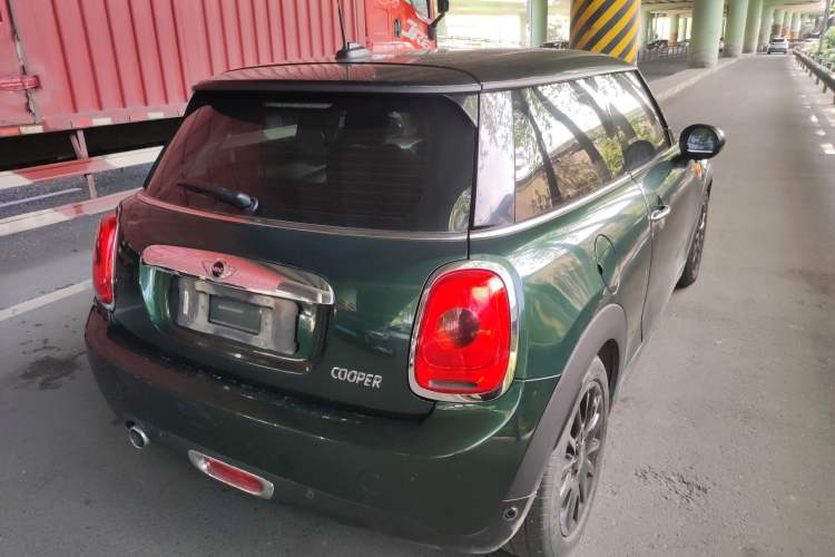 Used MINI 2016 1.5T COOPER Rear Right 45 Deg