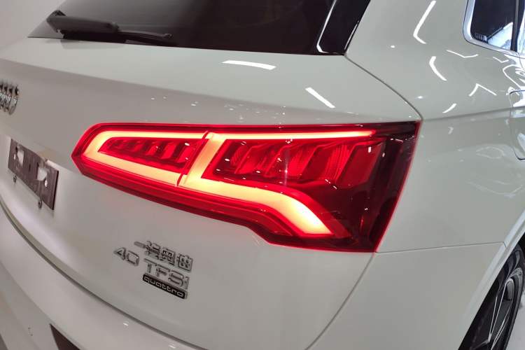 Used Audi Q5L 2020 Updated 40 TFSI Prestige Fashion Edition
