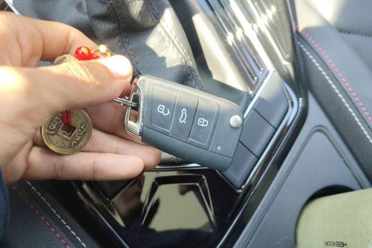 Used Volkswagen Tayron 2022 280TSI Two-Wheel Drive Luxury Smart Connectivity Version