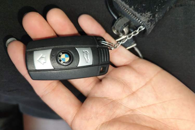 Used BMW X5 2011 xDrive35i Luxury Model Vehicle Key