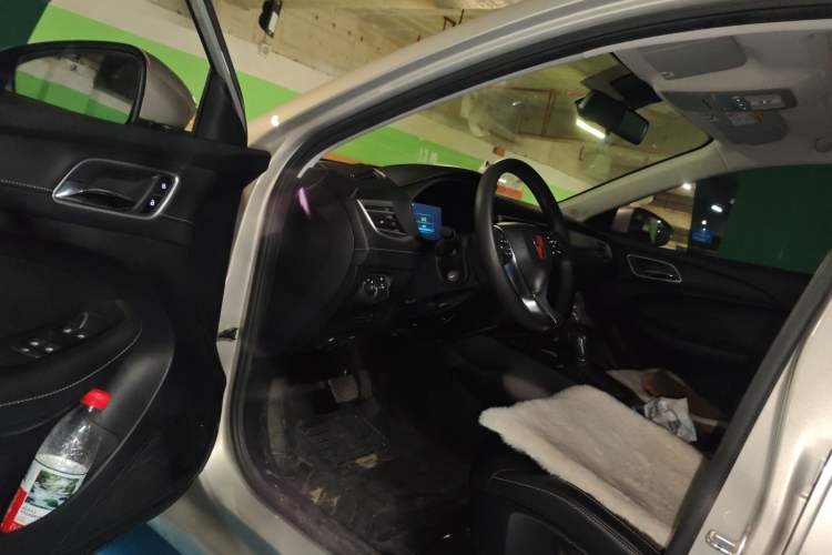 Used Roewe i5 2020 1.5L Automatic 4G Connect Luxury Flagship Edition