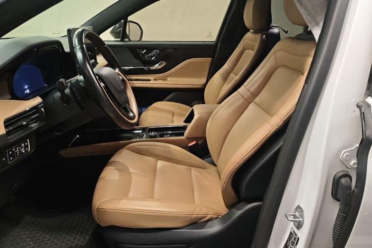 Used Lincoln Corsair 2022 2.0T Two-Wheel Drive Luxury Edition
