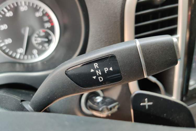 Used Mercedes-Benz Vito 2016 2.0T Business Edition
