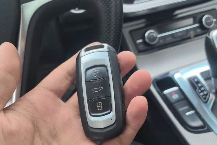 Used Geely Auto Emgrand GS 2016 Elegant Edition 1.3T Automatic LingShang Model
