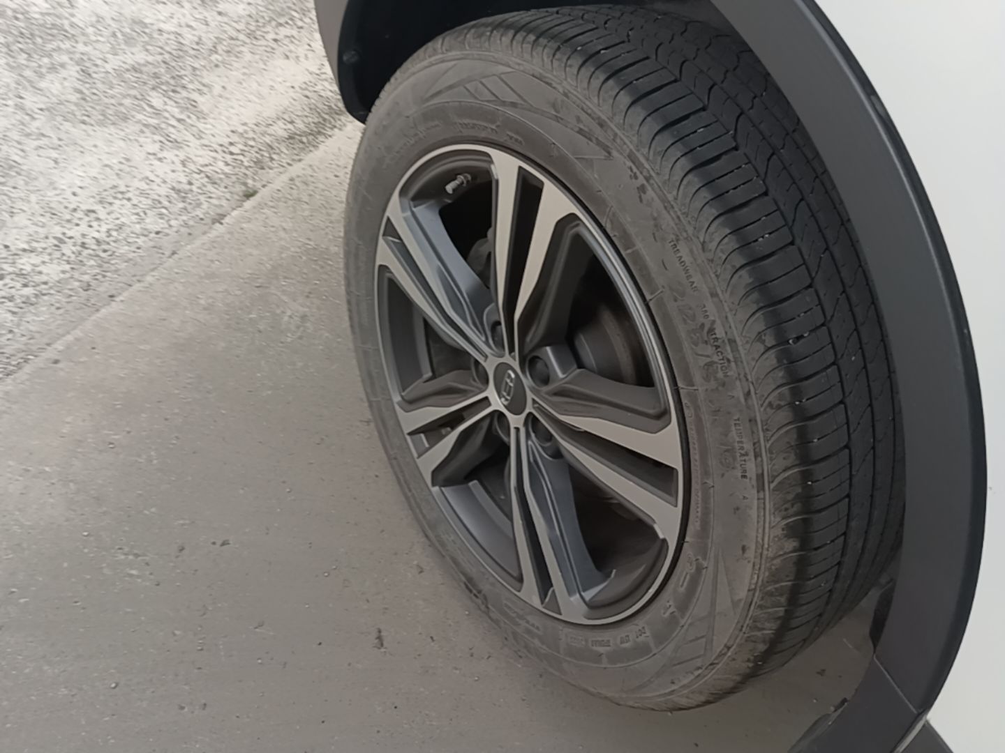 Geely Auto Emgrand X7 Sport 2022 1.8TD DCT Zhiya Trim — снимка 11