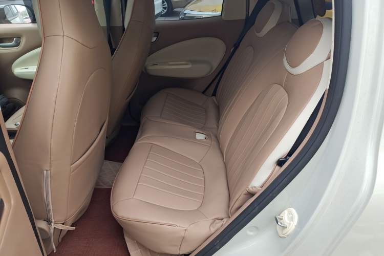 Used Wuling Hongguang MINIEV 2025 Four-Door Version Advanced Edition Left Rear Seat
