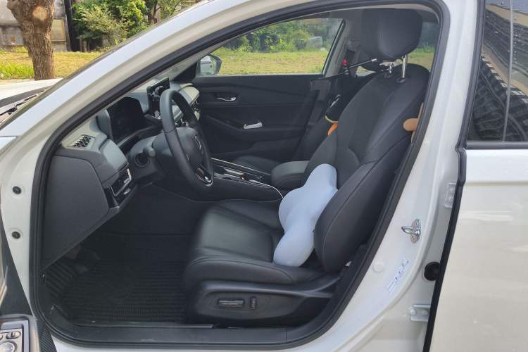 Used Honda Inspire 2025 260TURBO Elite Edition Left Front Seat