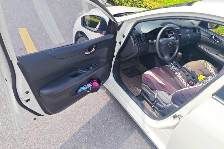 Used Nissan Tiida 2011 1.6L CVT Comfort Model