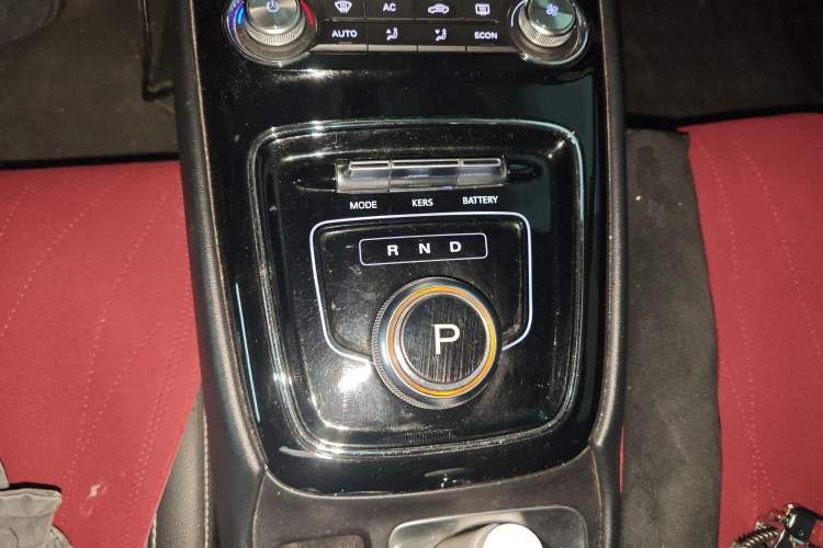 Used Roewe Ei5 2019 Luxury Edition Gear Lever