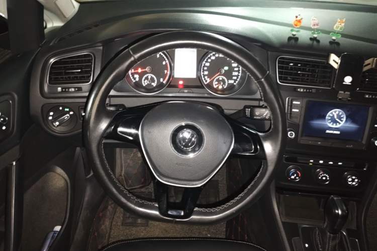 Used Volkswagen Golf 2017 230TSI Automatic Comfort Edition – Celebrating Milestone of One Million Units