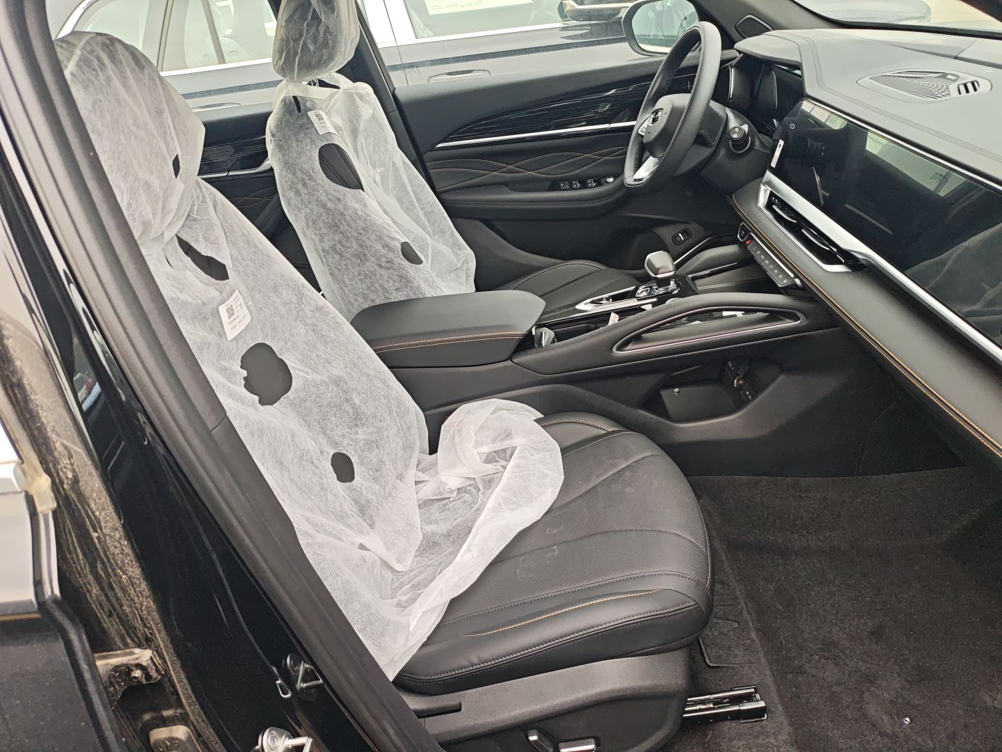 Geely Auto Monjaro L 2024 2.0TD DCT EVO Two-Wheel Drive Long-Range Version — снимка 19