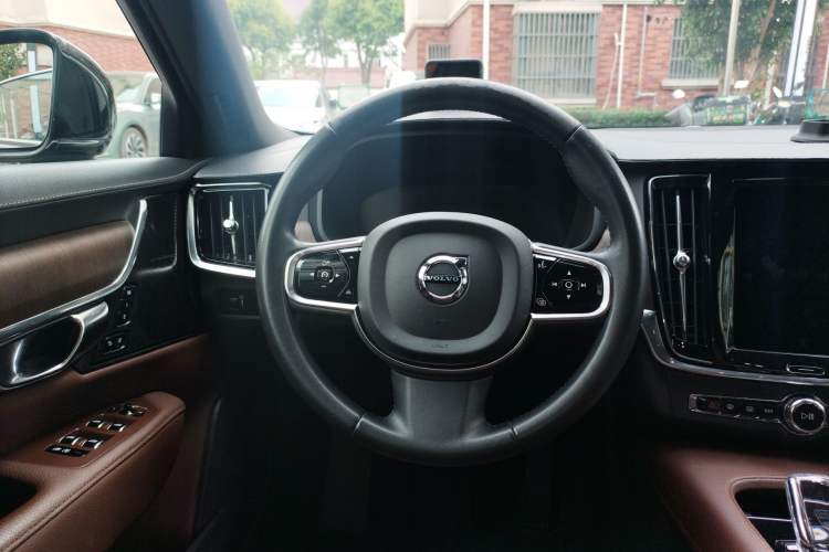 Used Volvo S90 2021 B5 Zhiyuan Luxury Edition
