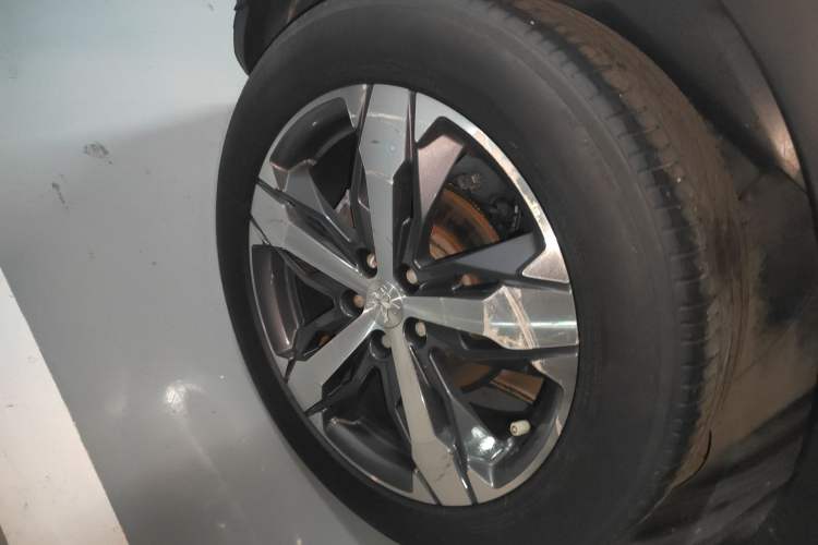 Used Peugeot 4008 2019 360THP First Edition Right Rear Wheel Hub