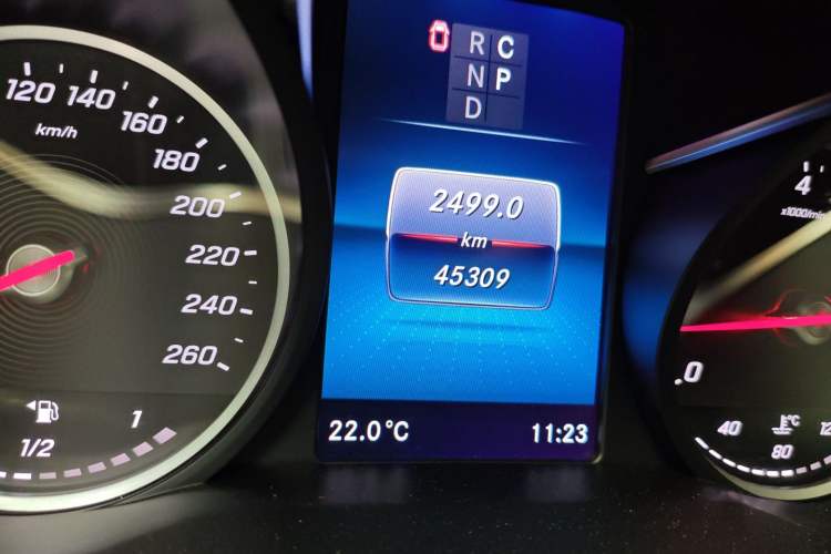 Used Mercedes-Benz V-Class 2021 V 260 L Long-wheelbase Luxury Edition