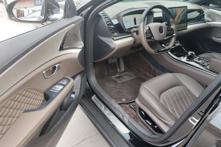 Used BYD Han 2024 DM-i Glory Edition 121KM Prestige Model
