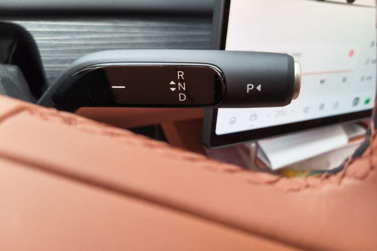 Used ONVO L60 2024 60 kWh Rear-Drive Version