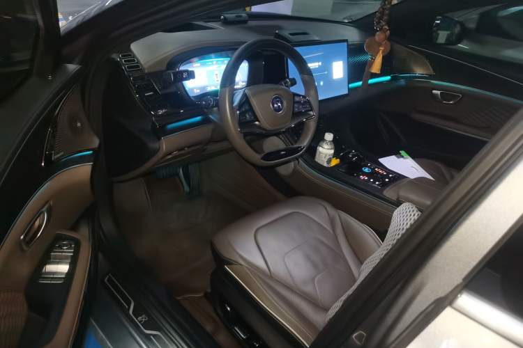 Used BYD Han 2022 EV Genesis Edition 715 km Front-Wheel-Drive Flagship Model