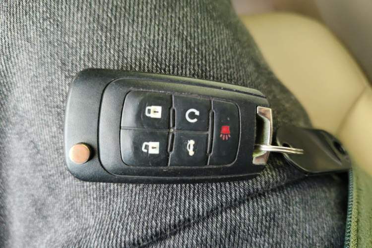 Used Buick LaCrosse 2012 2.4L SIDI Haoya Edition Vehicle Key