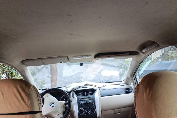 Used Venucia D50 2013 1.6L Manual Fashion Edition