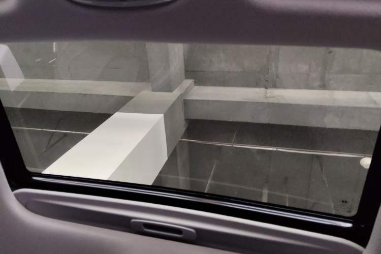 Used Hyundai Elantra 2023 1.5L CVT LUX Prestige Edition Headliner