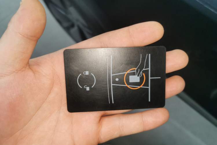 Used Tesla Model Y 2025 Rear-Wheel Drive First Edition Interior 1