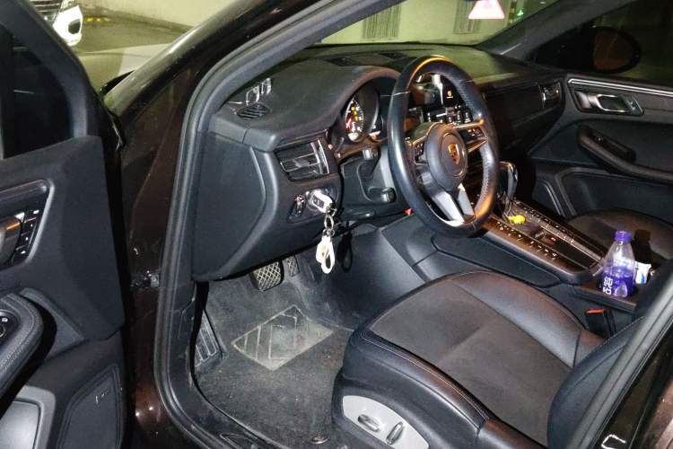 Used Porsche Macan 2020 Macan 2.0T Driver Seat