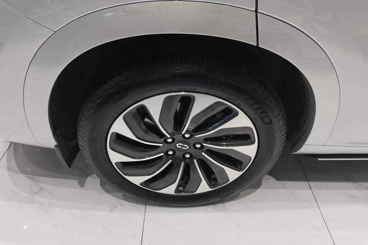 Used Hima AITO M7 2024 1.5T Intelligent Driving 4WD Max Edition 5 Seats Exterior 5