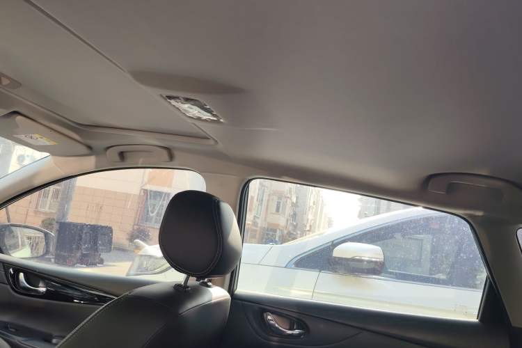 Used Nissan Tiida 2024 1.6L CVT Smart Drive Edition Headliner