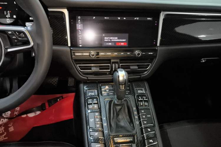 Used Porsche Macan 2021 Macan 2.0T
