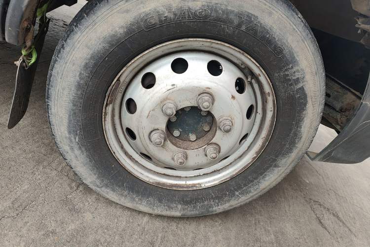 Used Iveco Power Daily 2017 2.5T Classic A32 Mid-Roof 6-7 Seater Bus 47Z5
