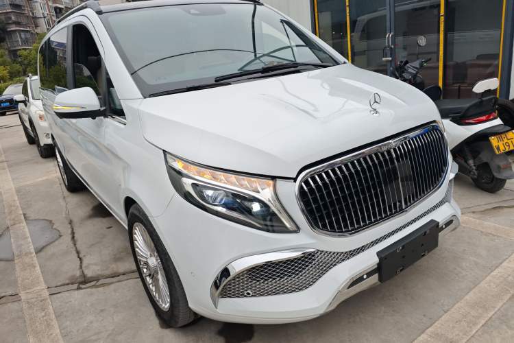 Used Mercedes-Benz V-Class 2021 V 260 Avantgarde Edition
