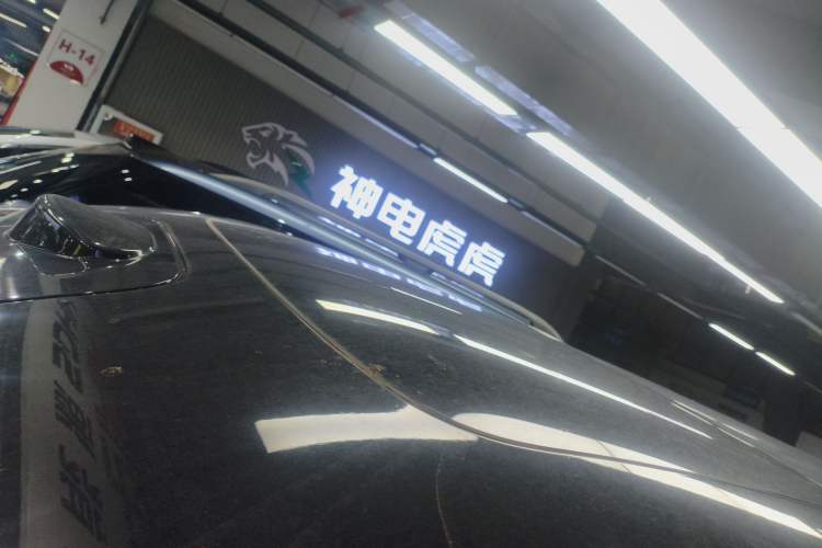 Used Zeekr 009 2024 7-Seater Walk-Through Version Four-Wheel Drive 108 kWh
