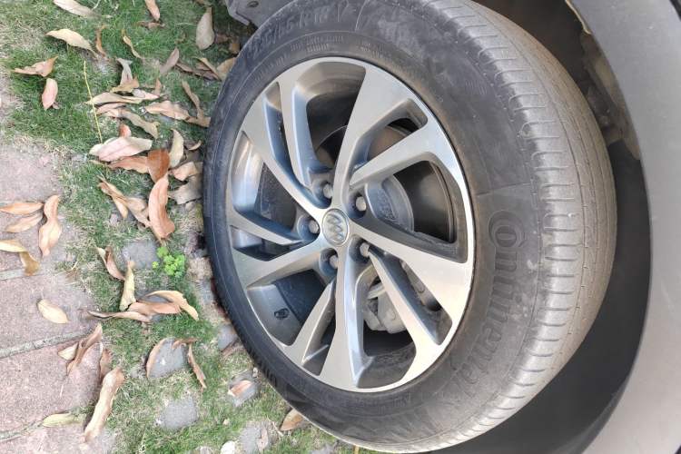 Used Buick Envision 2020 Onix S 652T Two-Wheel Drive Elite Model
