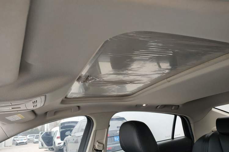 Used Hongqi H5 2020 1.5T DCT Flagship Edition Headliner