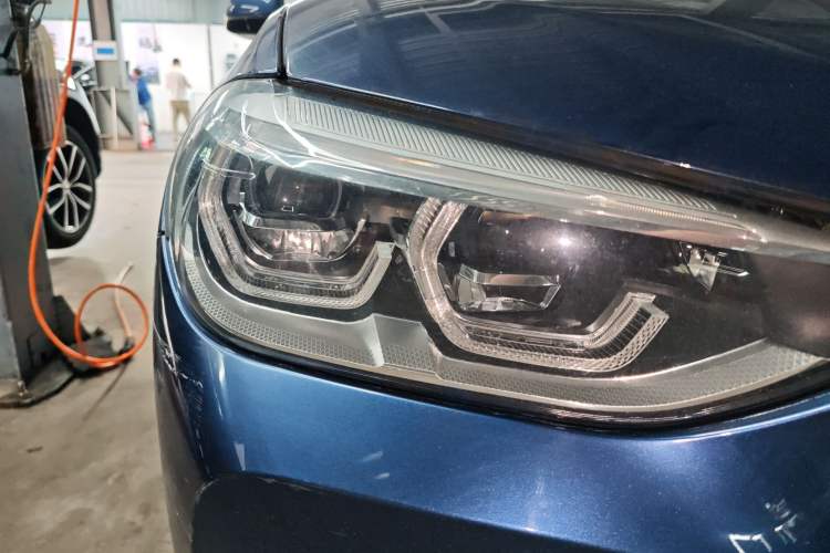 Used BMW X3 2020 xDrive25i Luxury Package Right Front Headlight