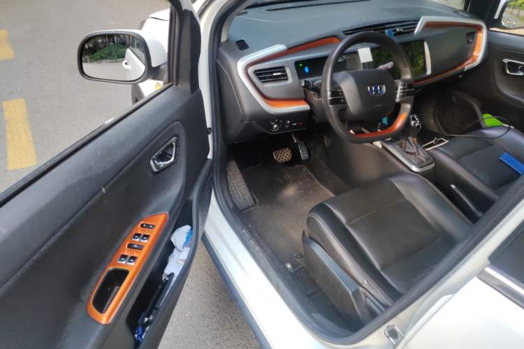 Used Geely Auto Vision X1 2017 1.3L Automatic Player Edition Driver Seat