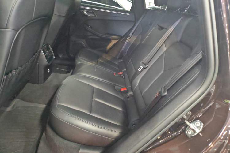 Used Porsche Macan 2022 Macan 2.0T